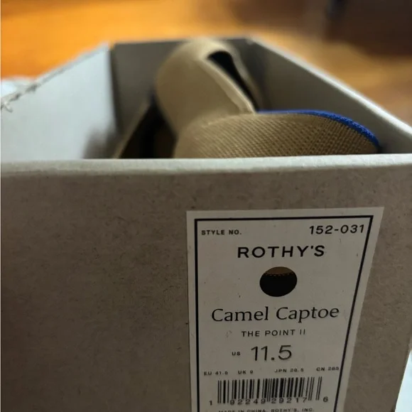NEW Rothy's Camel Captoe NEW 11.5 - Picture 5 of 7